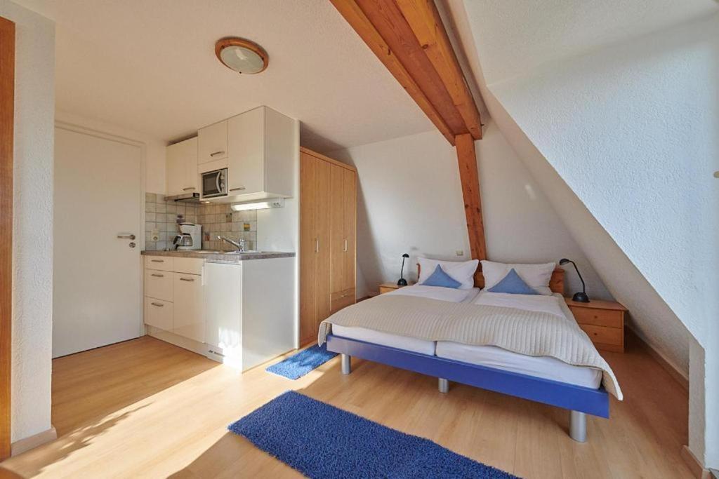 Gaestehaus Schiff Meersburg Room photo